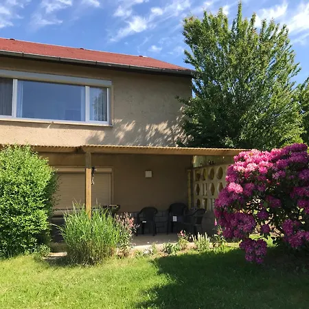 Naturlust - Bis 6 Personen Holiday home Leutersdorf